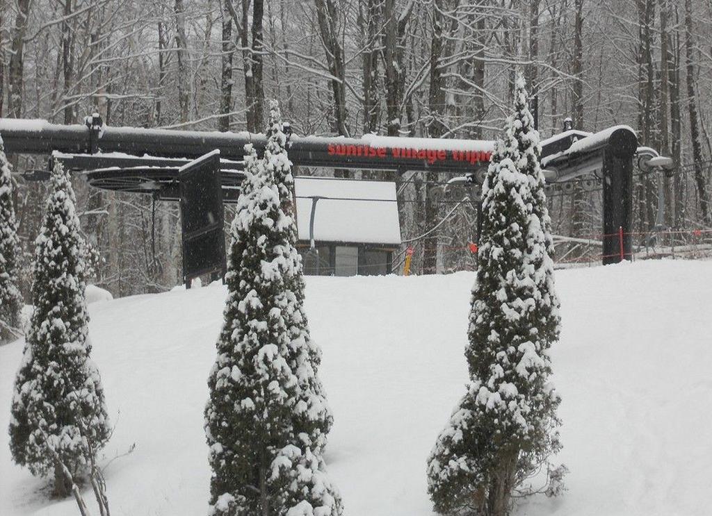 Ski In/Out Trailside Townhome Killington Exterior photo